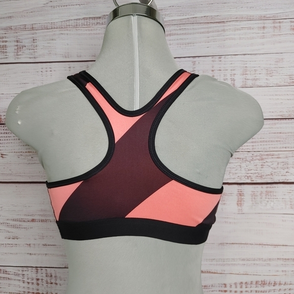 NIKE Dri Fit Racer Back Bra Size M - Picture 5 of 9